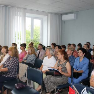 В Чернігові відбулася конференція «Права дитини в Чернігівській області: виклики та шляхи їх подолання»